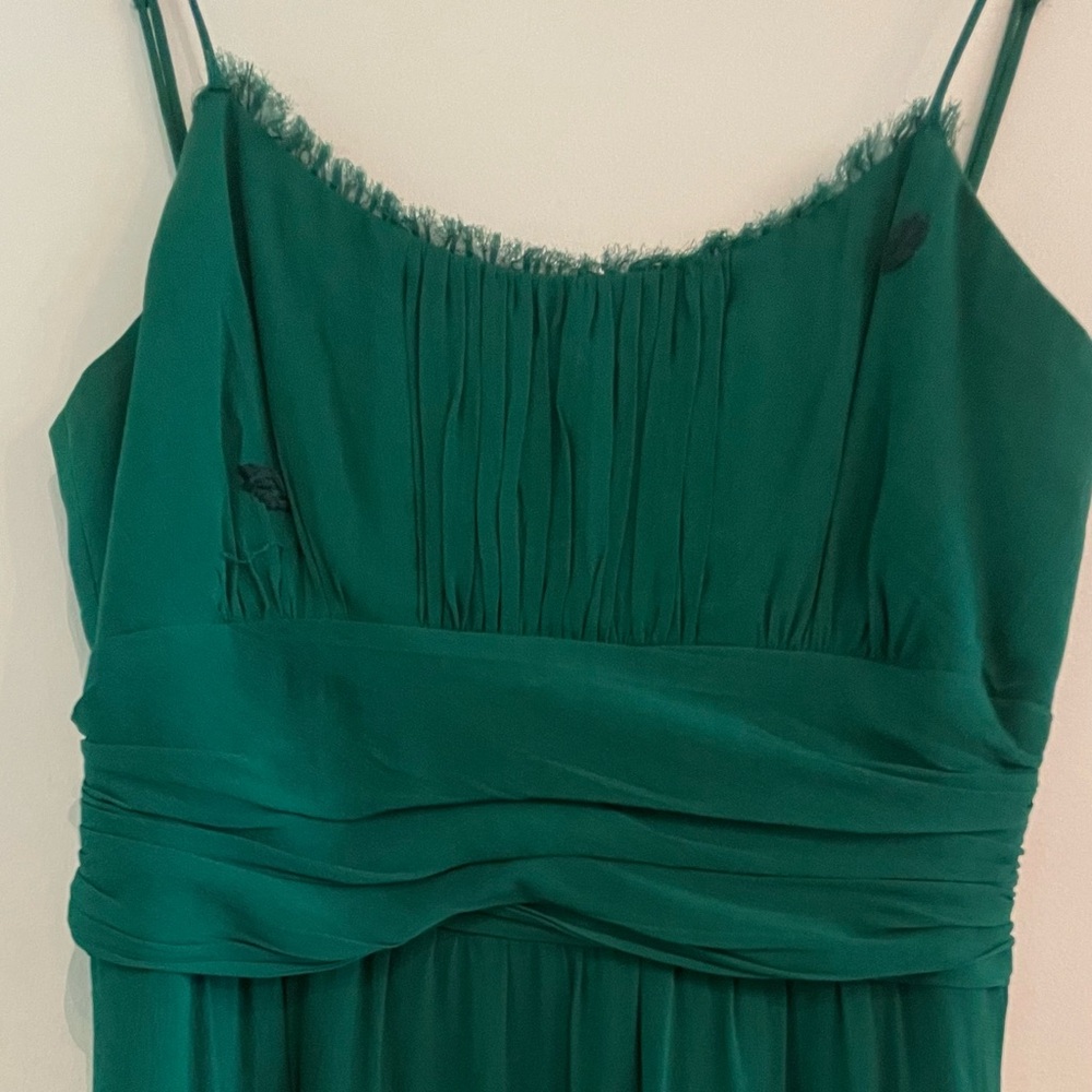 100% Silk Emerald Green BCBG Dress - Picture 3 of 6